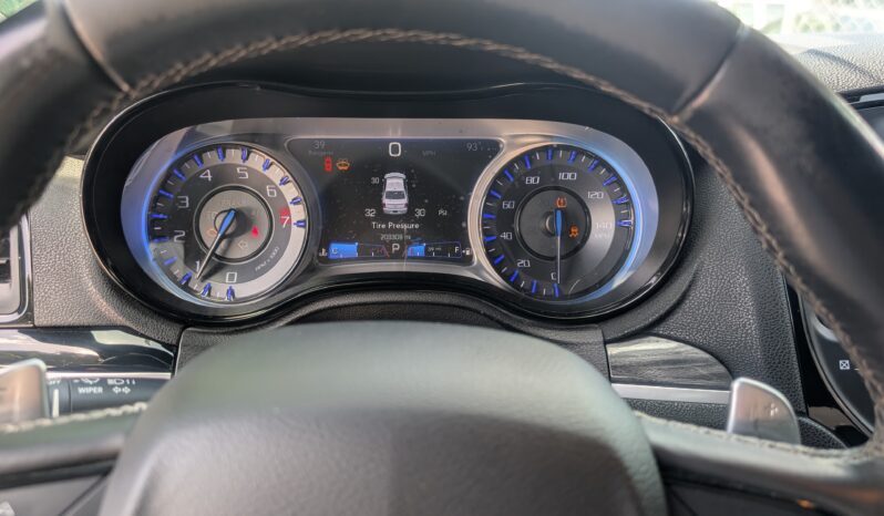 
								2019 Chrysler 300 full									