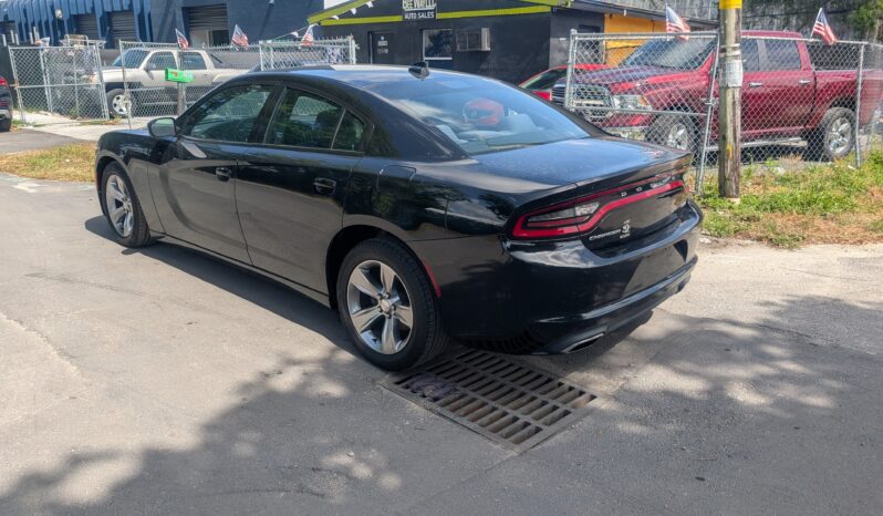 
								2017 Dodge Charger full									