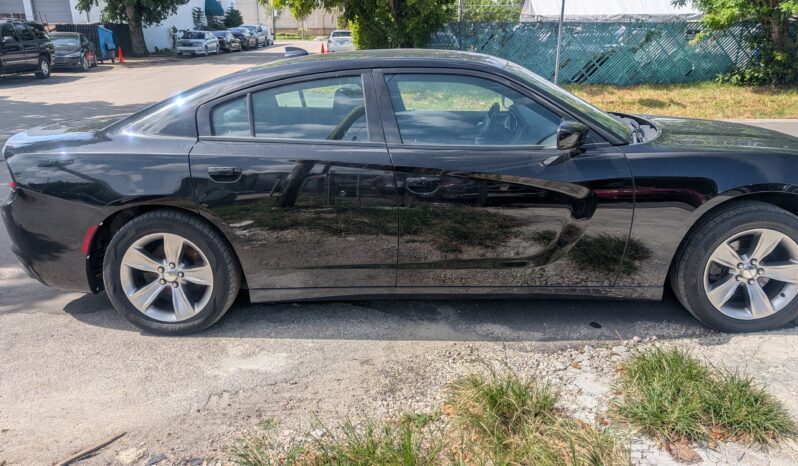 
								2017 Dodge Charger full									