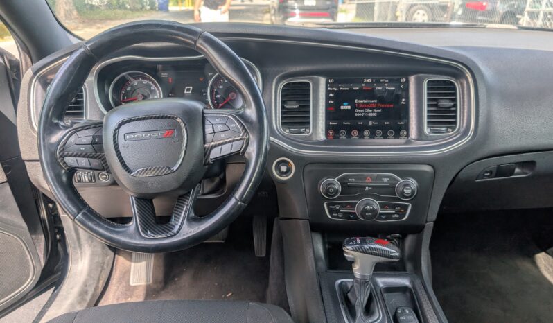 
								2017 Dodge Charger full									