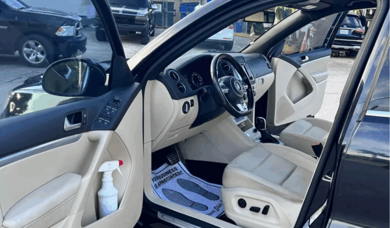 
								VW Tiguan R-Line 2016 full									