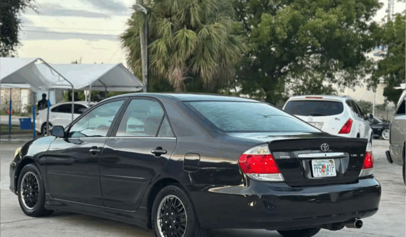 
								Toyota Camry 2005 full									