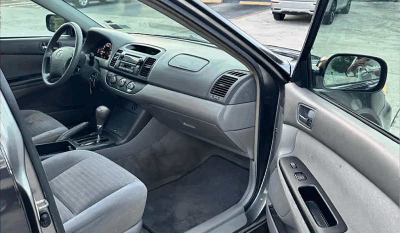 
								Toyota Camry 2005 full									