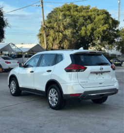 
										Nissan Rogue S 2017 full									