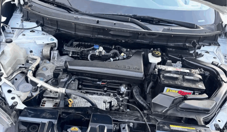 
								Nissan Rogue S 2017 full									