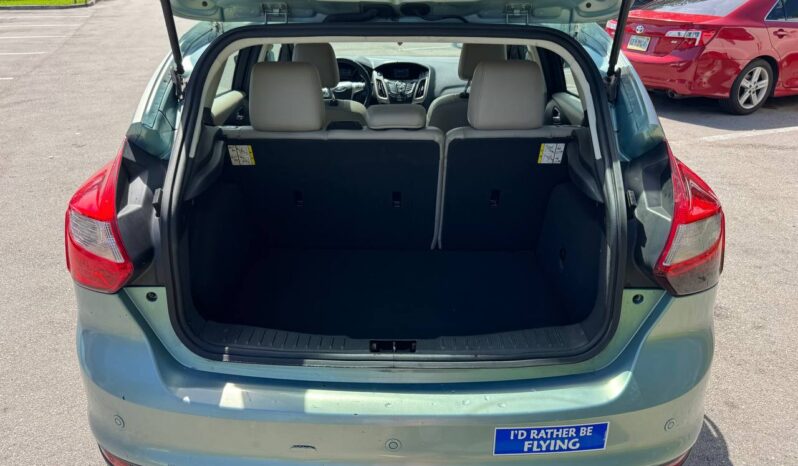 
								2012 Ford Focus SEL full									