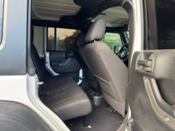 
										2017 JEEP WRANGLER UNLIMITED SPORT full									