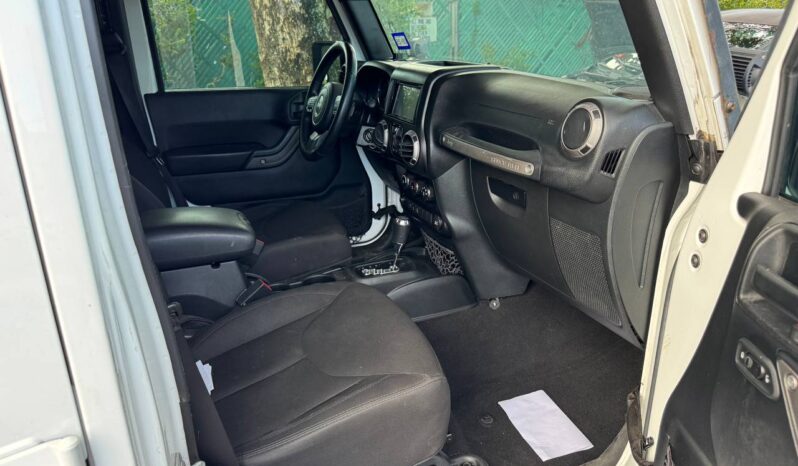 
								2017 JEEP WRANGLER UNLIMITED SPORT full									