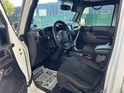 
										2017 JEEP WRANGLER UNLIMITED SPORT full									