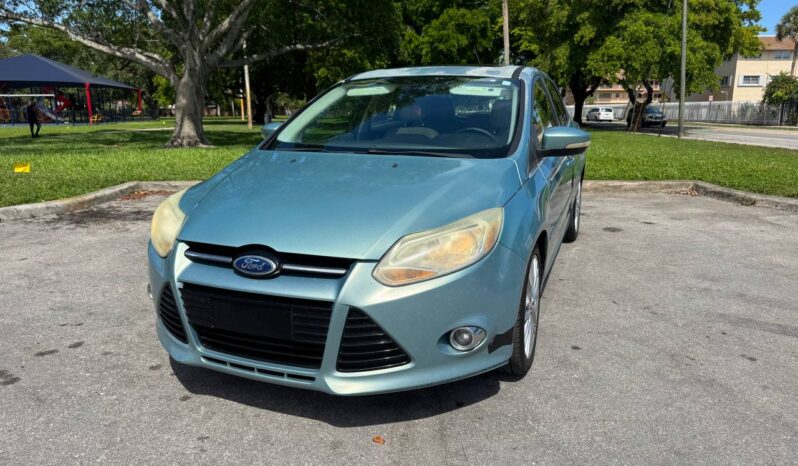
								2012 Ford Focus SEL full									