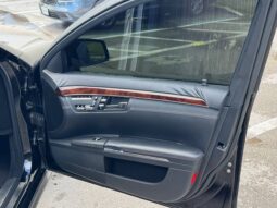 
										2011 Mercedes-Benz S63 AMG Base full									