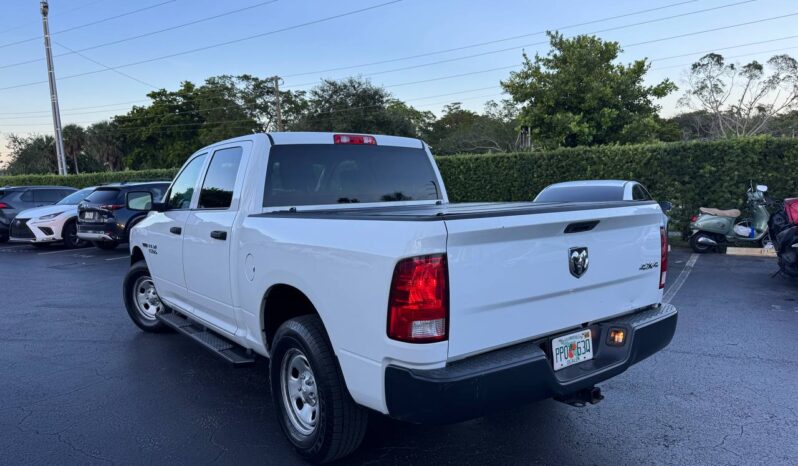 
								2018 RAM 1500 ST full									