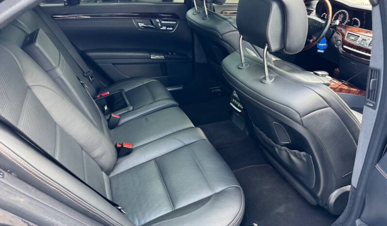 
								2011 Mercedes-Benz S63 AMG Base full									
