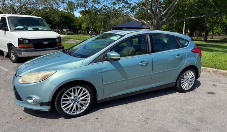 
								2012 Ford Focus SEL full									