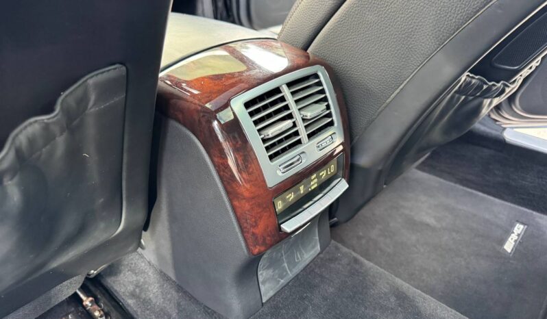 
								2011 Mercedes-Benz S63 AMG Base full									