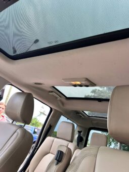 
										2011 LAND ROVER LR4 HSE LUXURY full									