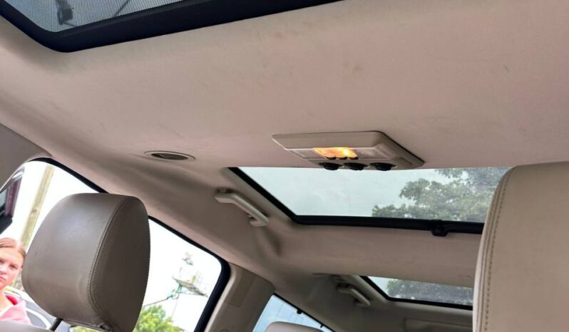 
								2011 LAND ROVER LR4 HSE LUXURY full									