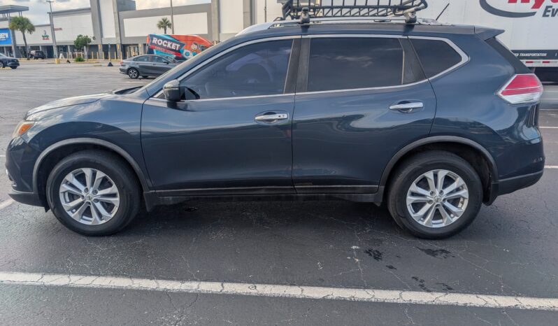 
								2016 Nissan Rogue SV full									