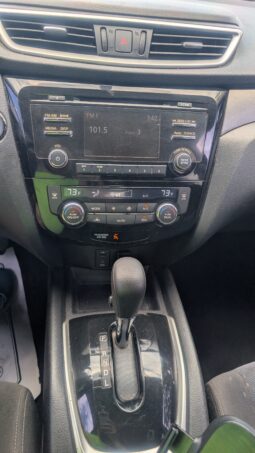 
										2016 Nissan Rogue SV full									