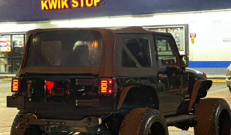 
								2016 JEEP WRANGLER full									