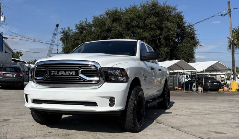 
								2019 RAM 1500 CLASSIC TRADESMAN full									
