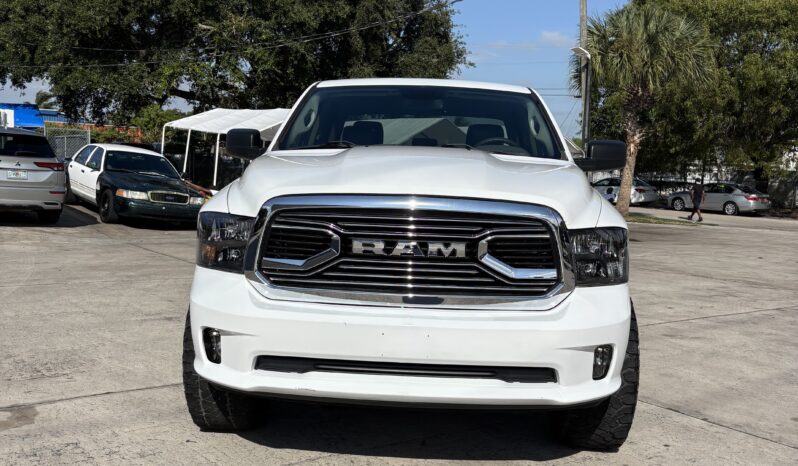 
								2019 RAM 1500 CLASSIC TRADESMAN full									