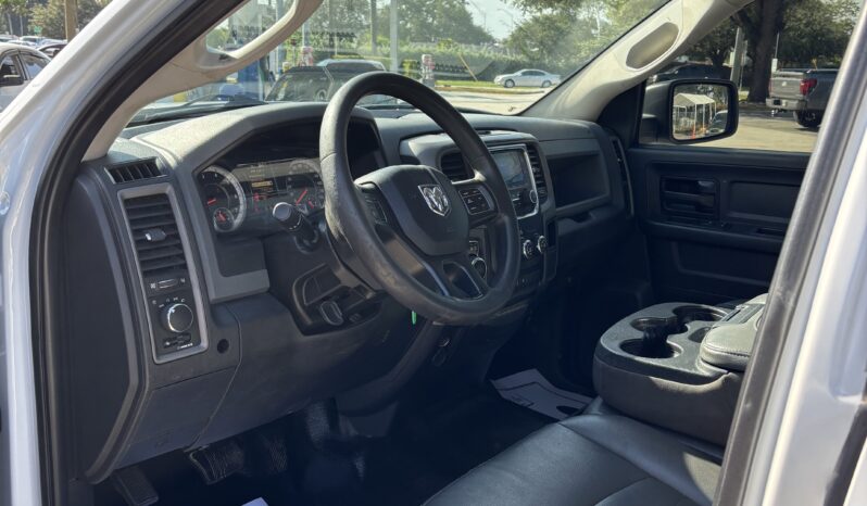 
								2019 RAM 1500 CLASSIC TRADESMAN full									