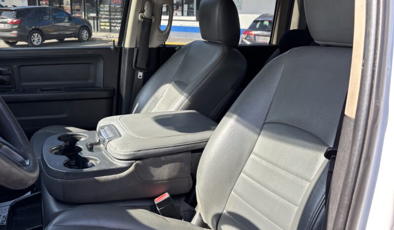 
								2019 RAM 1500 CLASSIC TRADESMAN full									