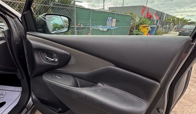 
								2017 NUSSAN MURANO full									