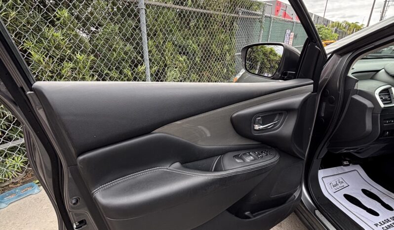 
								2017 NUSSAN MURANO full									