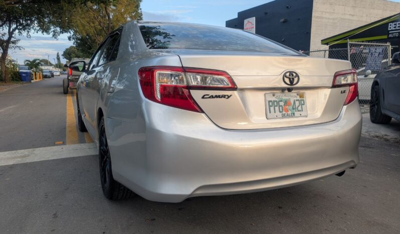 
								Toyota Camry 2012 full									