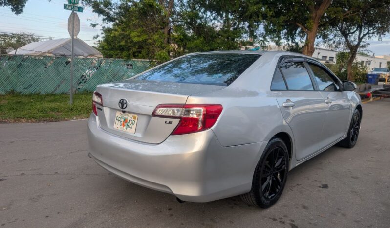 
								Toyota Camry 2012 full									