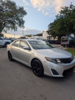 
										Toyota Camry 2012 full									