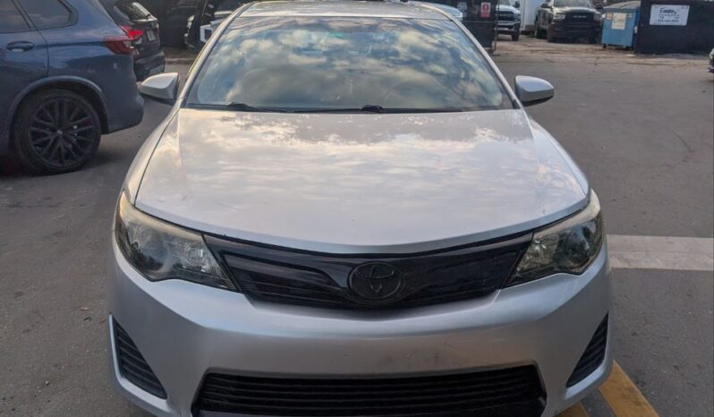 
								Toyota Camry 2012 full									