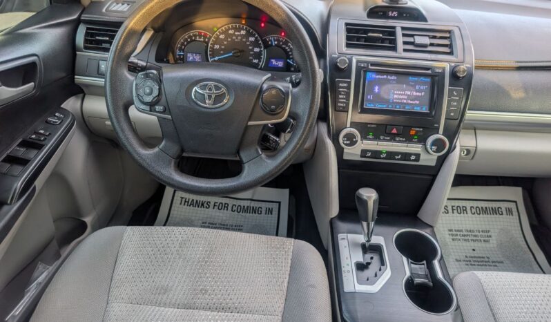 
								Toyota Camry 2012 full									