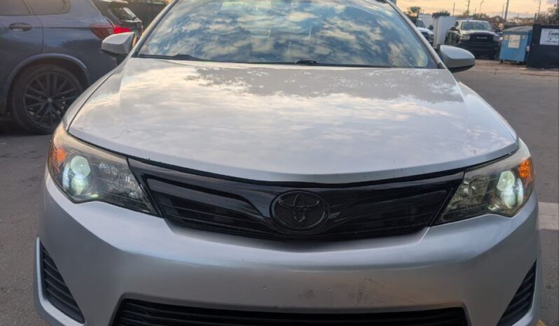 
								Toyota Camry 2012 full									
