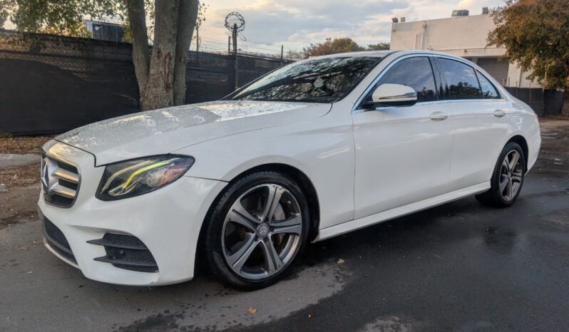 
								Mercedes E300 2017 full									