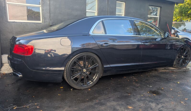 
								Bentley Flying 2014 full									