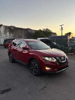 
										Nissan Rogue 2017 full									