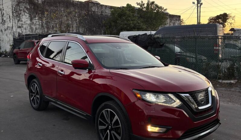 
								Nissan Rogue 2017 full									