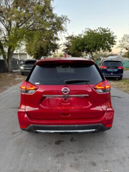 
										Nissan Rogue 2017 full									