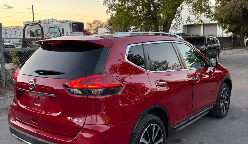 
								Nissan Rogue 2017 full									